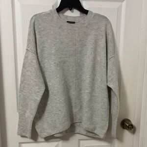 Vince Camuto Heather Light Gray Crewneck Sweater